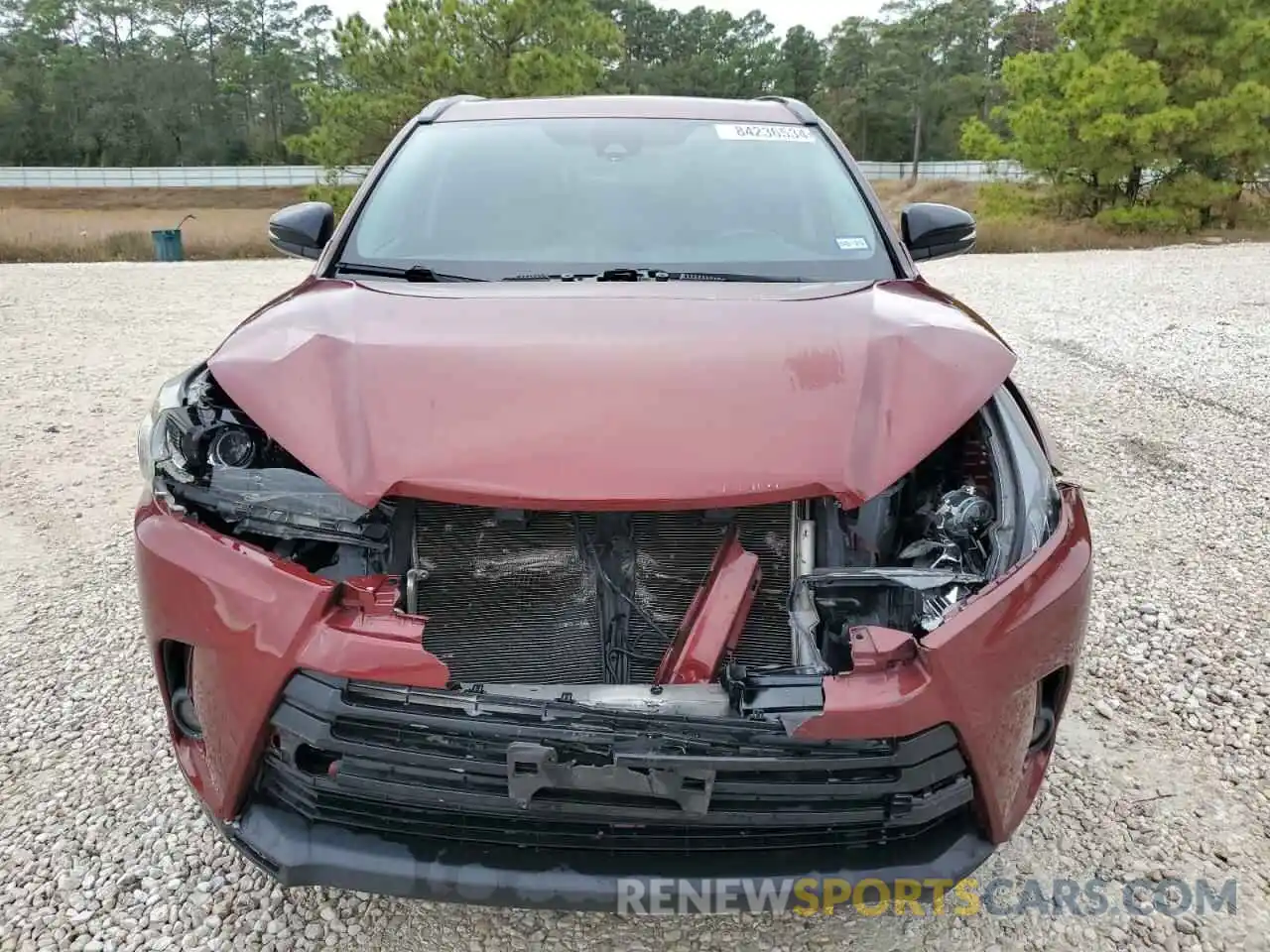 5 Photograph of a damaged car 5TDKZRFH4KS330191 TOYOTA HIGHLANDER 2019