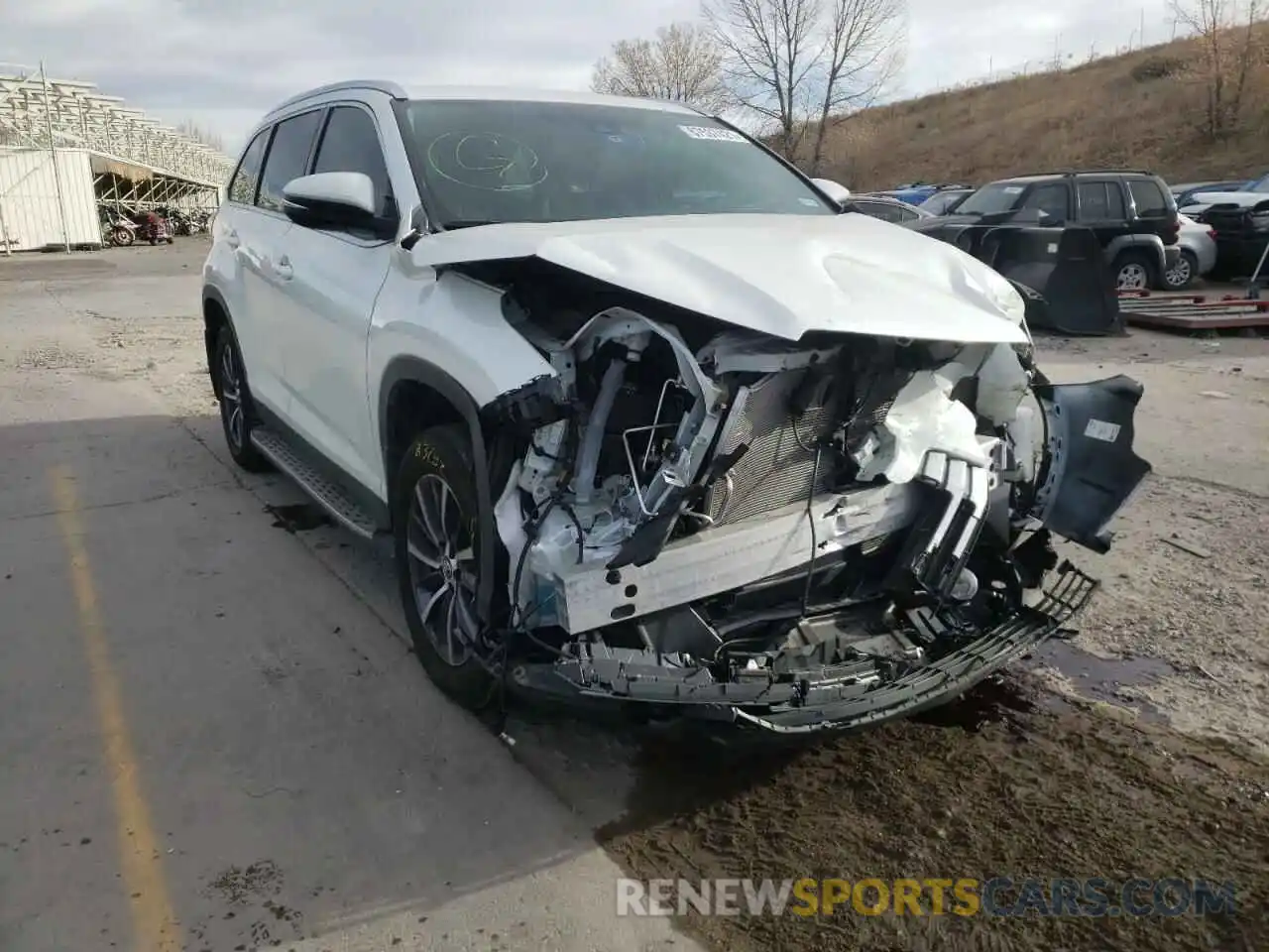 1 Photograph of a damaged car 5TDKZRFH4KS336749 TOYOTA HIGHLANDER 2019