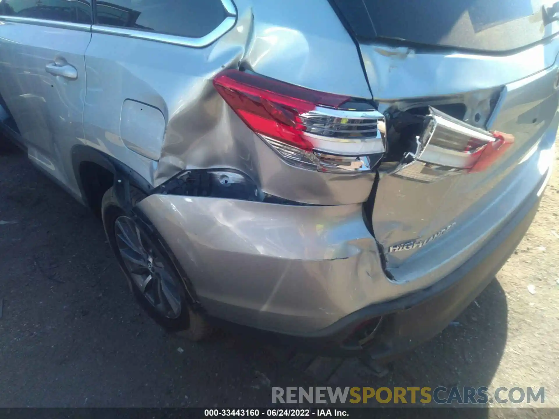 6 Photograph of a damaged car 5TDKZRFH4KS336928 TOYOTA HIGHLANDER 2019