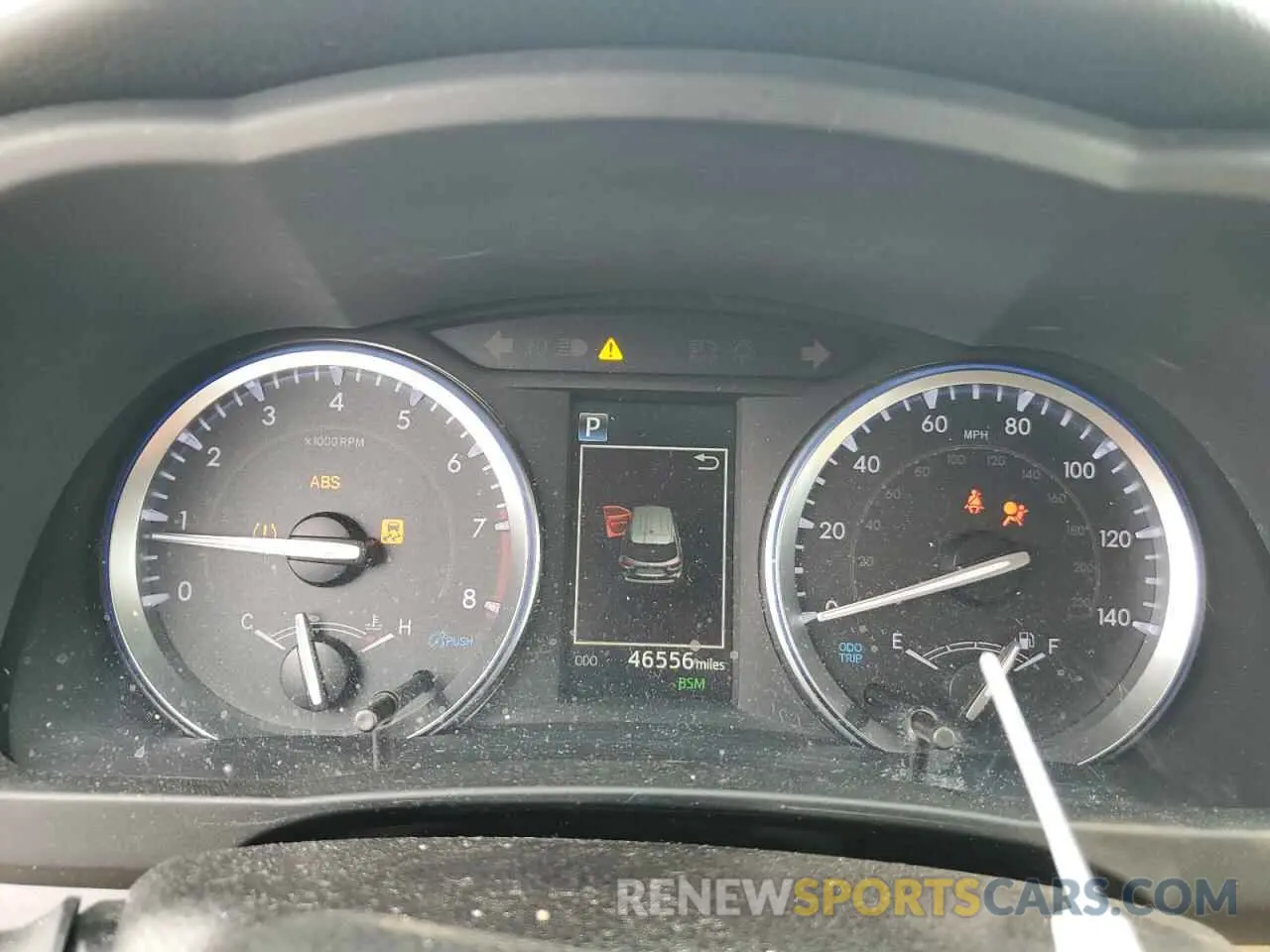 9 Photograph of a damaged car 5TDKZRFH4KS348934 TOYOTA HIGHLANDER 2019