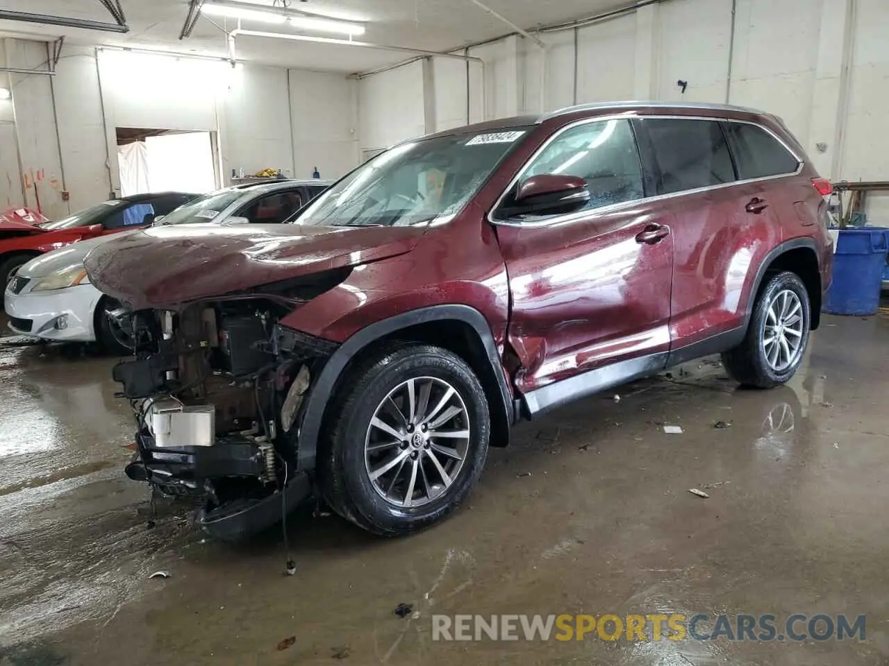 1 Photograph of a damaged car 5TDKZRFH4KS370030 TOYOTA HIGHLANDER 2019