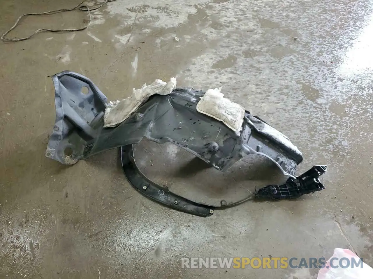 13 Photograph of a damaged car 5TDKZRFH4KS370030 TOYOTA HIGHLANDER 2019