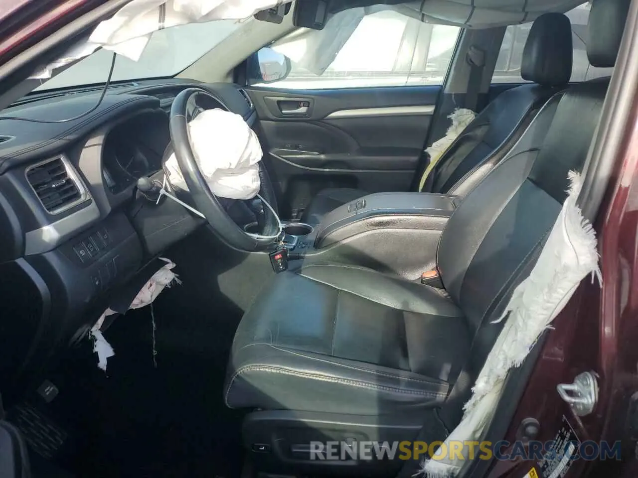 7 Photograph of a damaged car 5TDKZRFH4KS370030 TOYOTA HIGHLANDER 2019