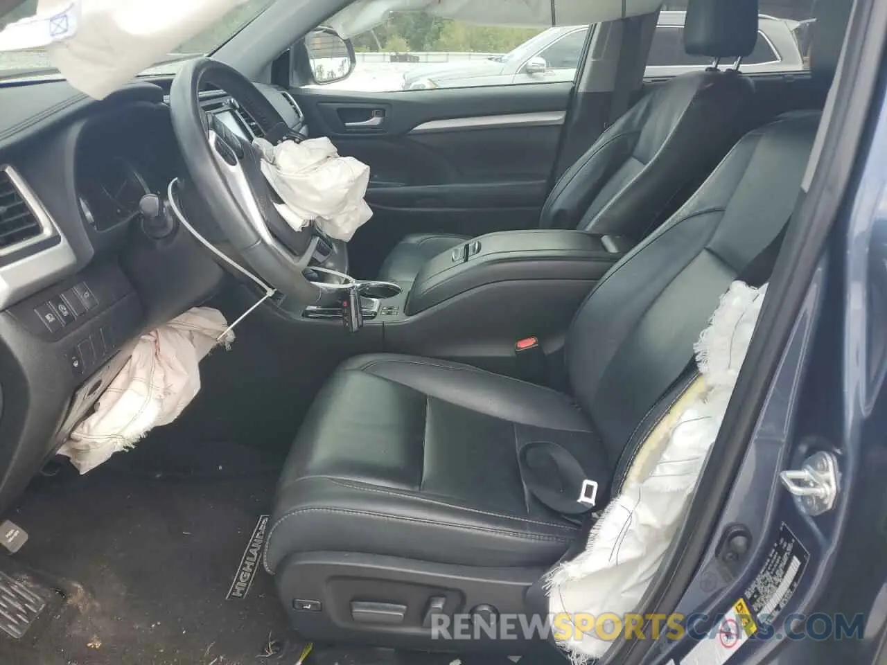 7 Photograph of a damaged car 5TDKZRFH5KS329907 TOYOTA HIGHLANDER 2019