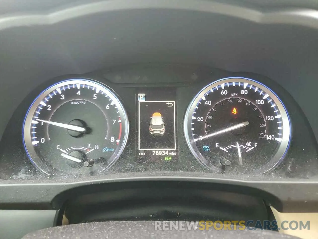 9 Photograph of a damaged car 5TDKZRFH5KS348876 TOYOTA HIGHLANDER 2019