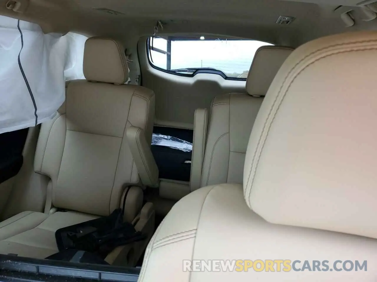 10 Photograph of a damaged car 5TDKZRFH5KS553176 TOYOTA HIGHLANDER 2019