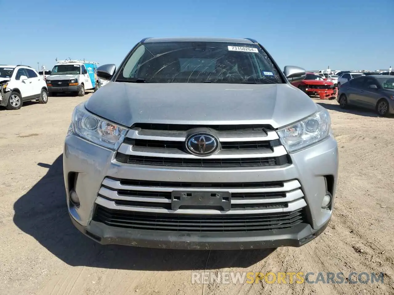 5 Photograph of a damaged car 5TDKZRFH5KS557664 TOYOTA HIGHLANDER 2019