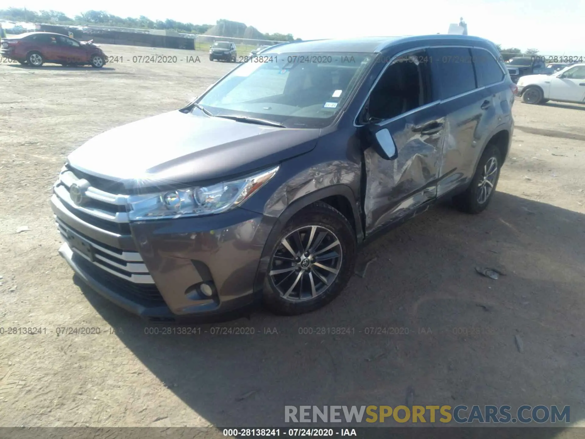2 Photograph of a damaged car 5TDKZRFH5KS559060 TOYOTA HIGHLANDER 2019