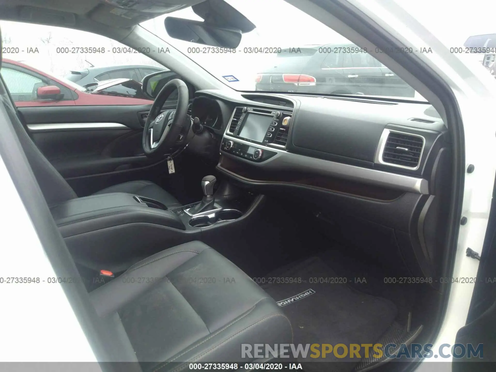 5 Photograph of a damaged car 5TDKZRFH5KS566963 TOYOTA HIGHLANDER 2019
