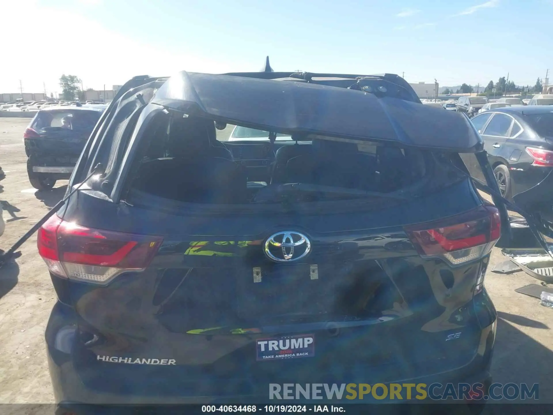 6 Photograph of a damaged car 5TDKZRFH5KS569698 TOYOTA HIGHLANDER 2019