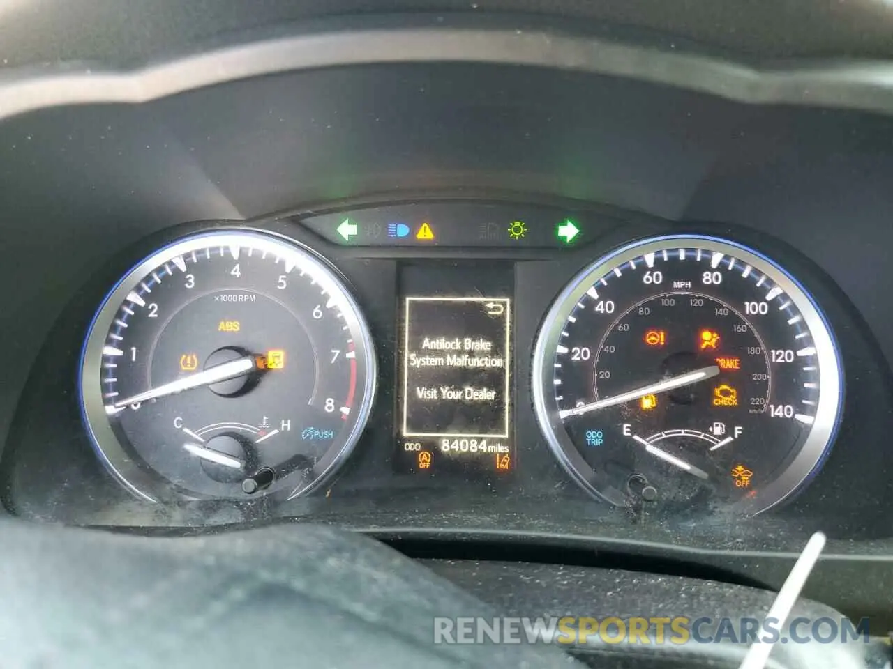 9 Photograph of a damaged car 5TDKZRFH5KS569975 TOYOTA HIGHLANDER 2019