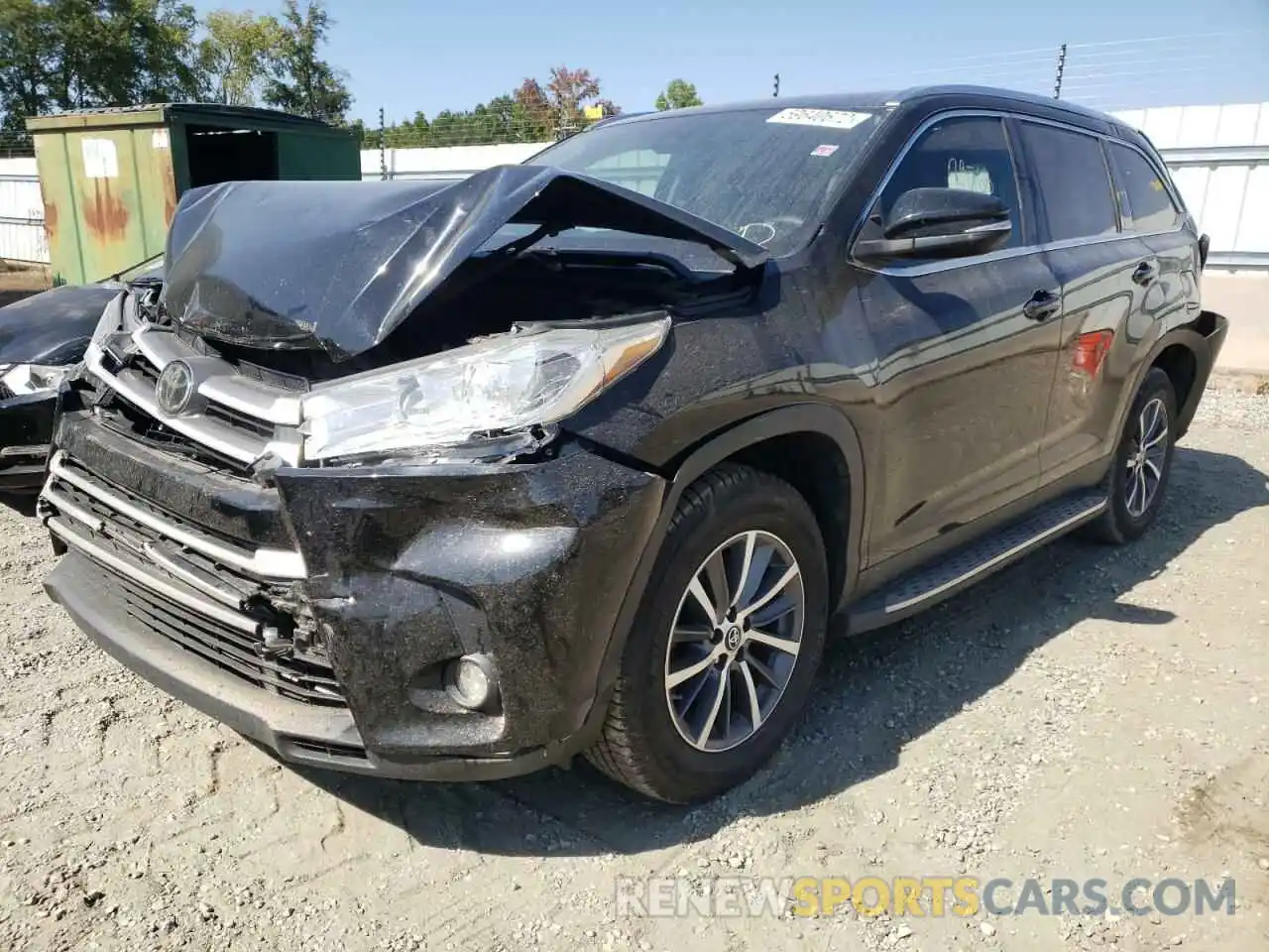 2 Photograph of a damaged car 5TDKZRFH6KS557768 TOYOTA HIGHLANDER 2019