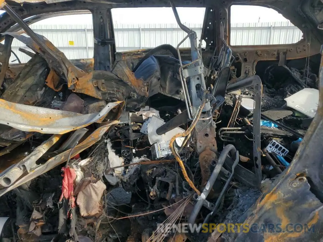 11 Photograph of a damaged car 5TDKZRFH7KS293637 TOYOTA HIGHLANDER 2019
