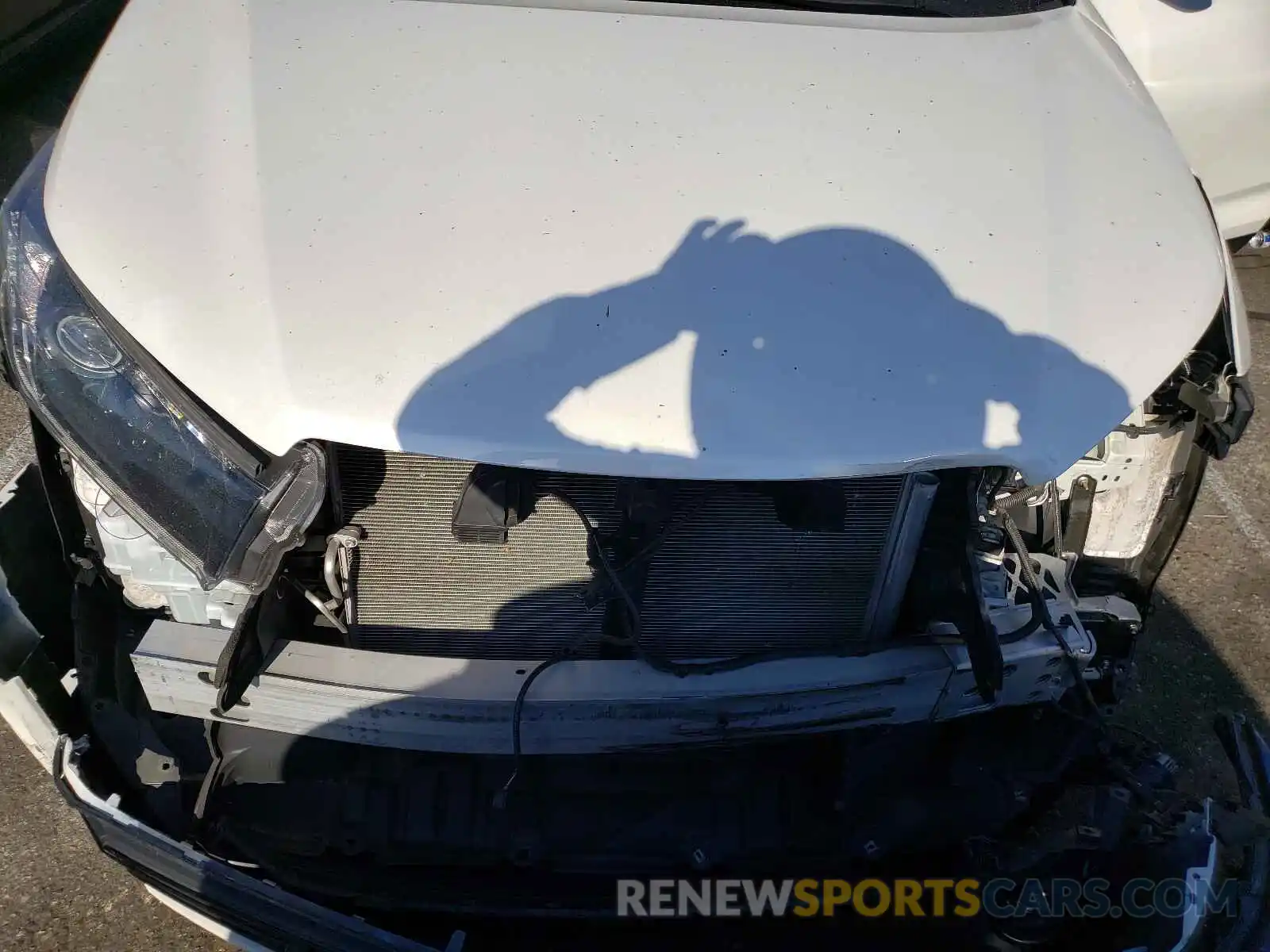 7 Photograph of a damaged car 5TDKZRFH7KS302661 TOYOTA HIGHLANDER 2019