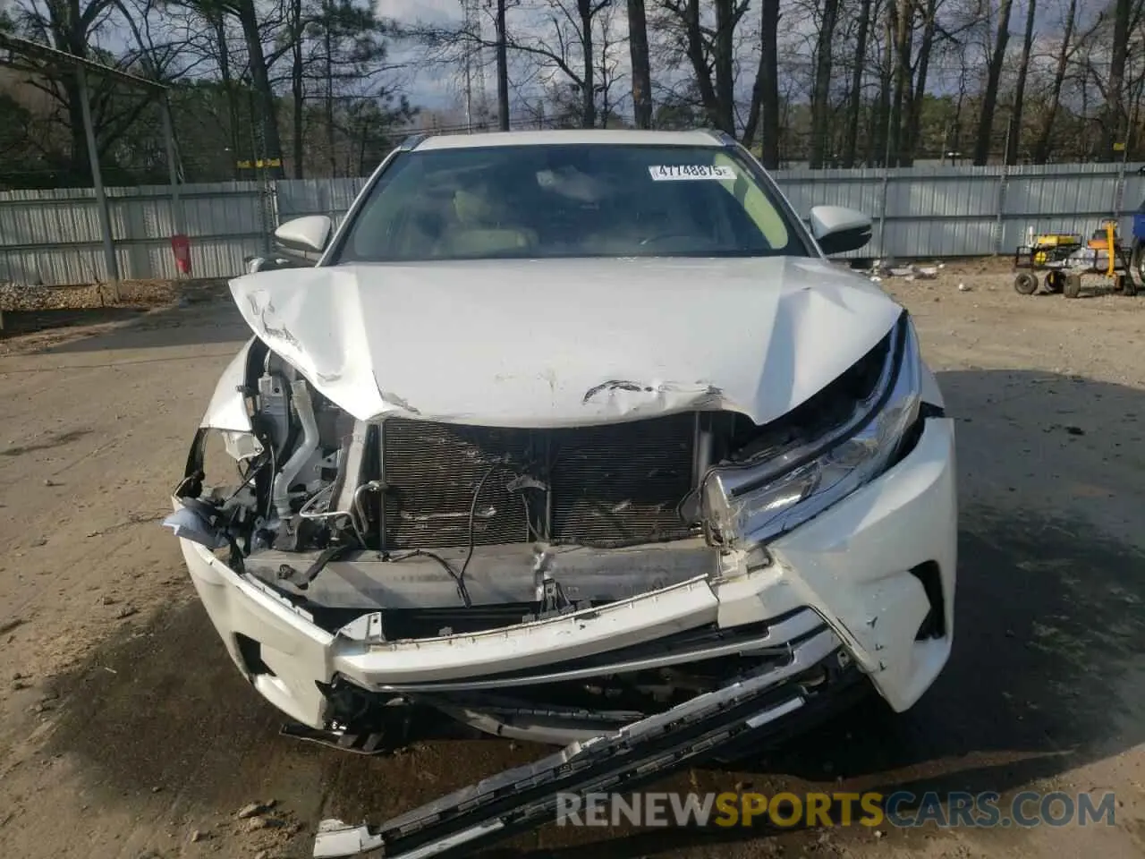 5 Photograph of a damaged car 5TDKZRFH7KS325499 TOYOTA HIGHLANDER 2019