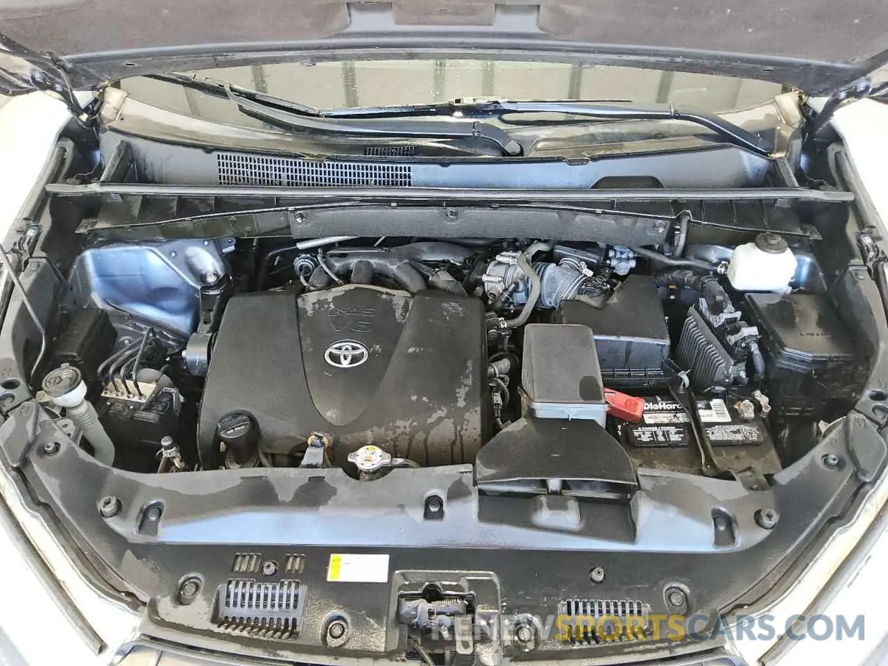 12 Photograph of a damaged car 5TDKZRFH7KS343727 TOYOTA HIGHLANDER 2019