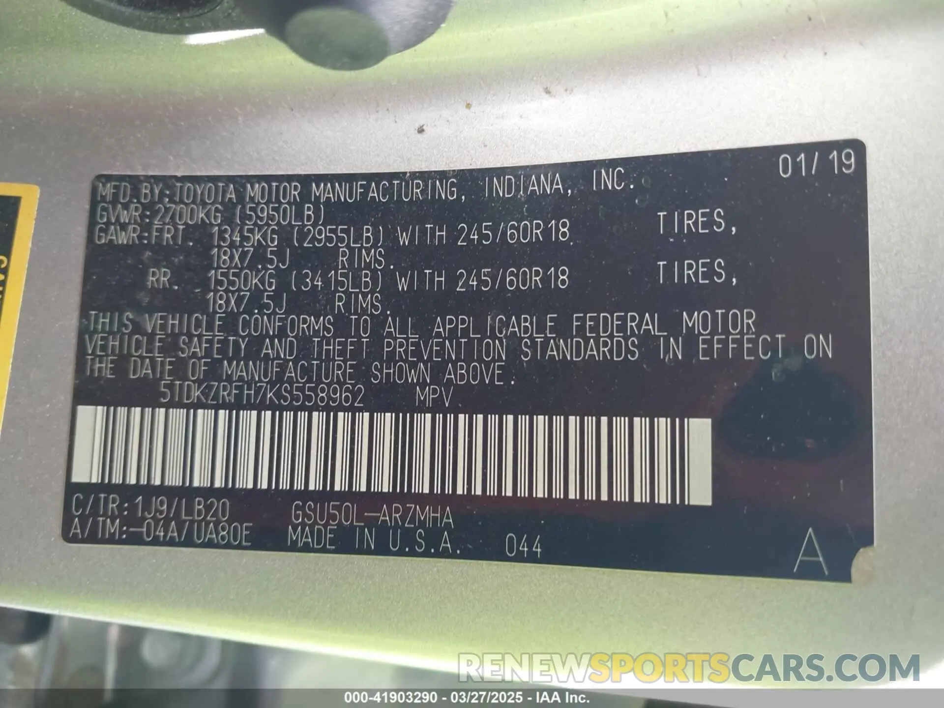 9 Photograph of a damaged car 5TDKZRFH7KS558962 TOYOTA HIGHLANDER 2019