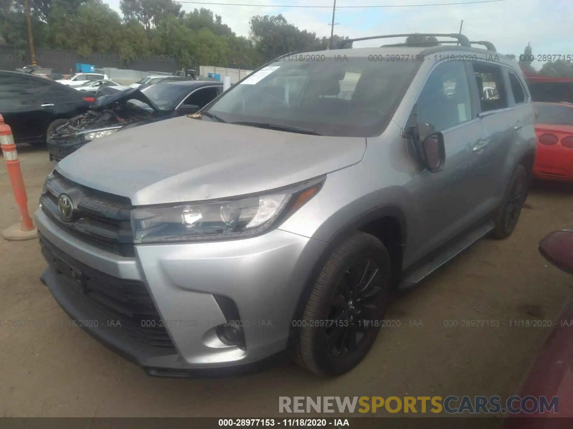 2 Photograph of a damaged car 5TDKZRFH7KS564289 TOYOTA HIGHLANDER 2019