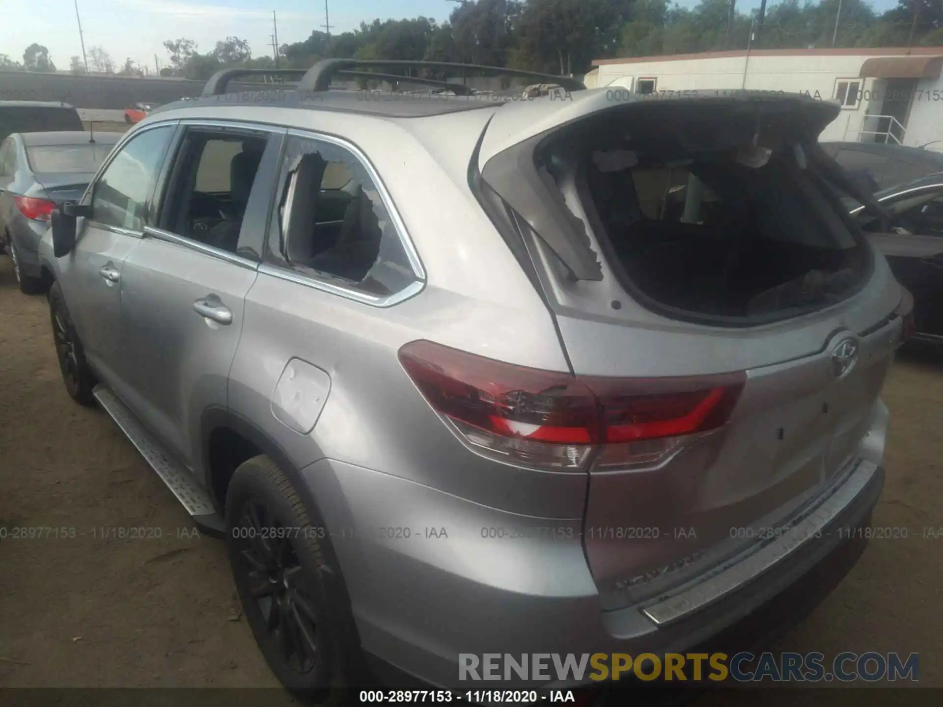 6 Photograph of a damaged car 5TDKZRFH7KS564289 TOYOTA HIGHLANDER 2019