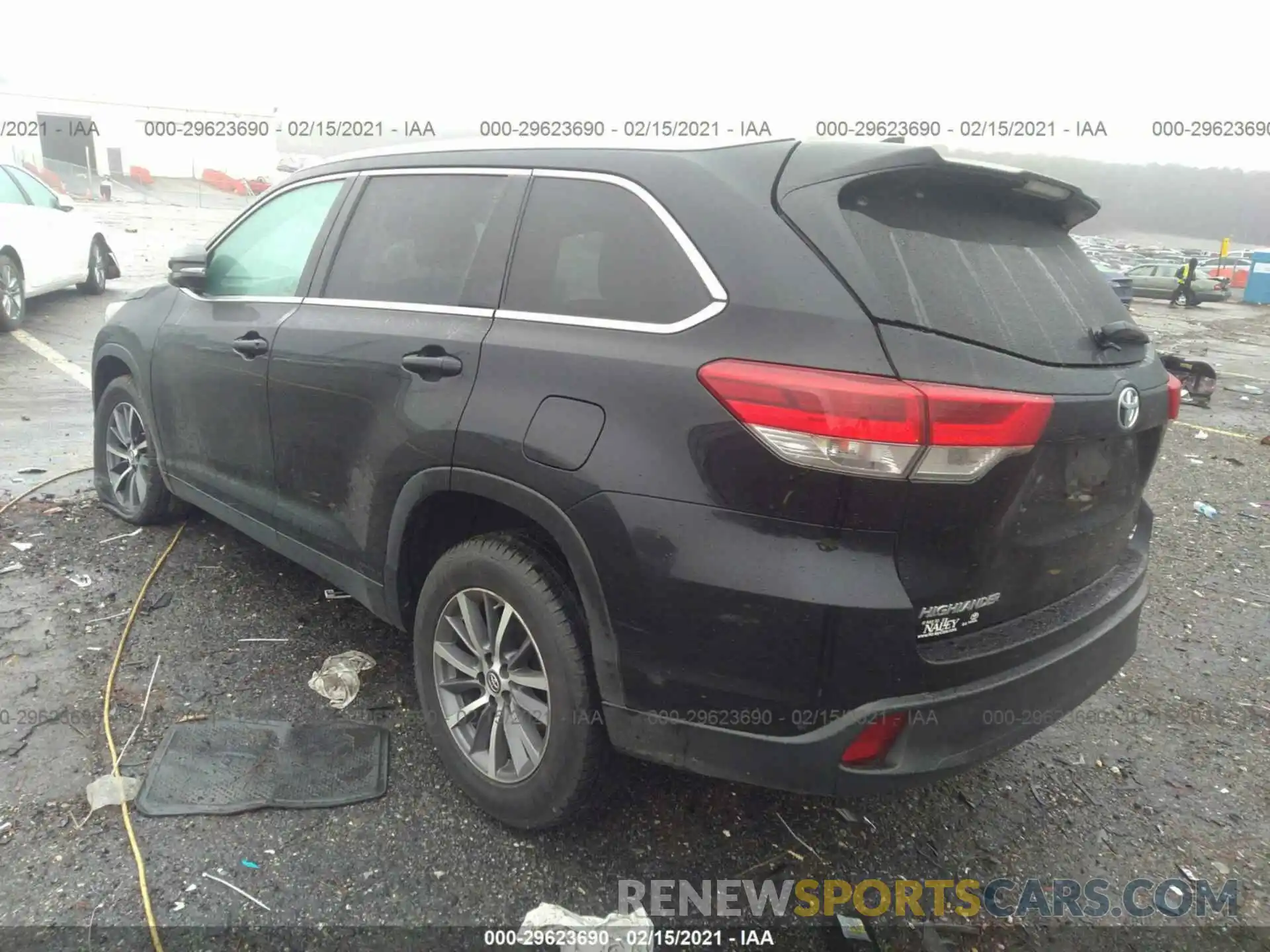 3 Photograph of a damaged car 5TDKZRFH8KS305763 TOYOTA HIGHLANDER 2019