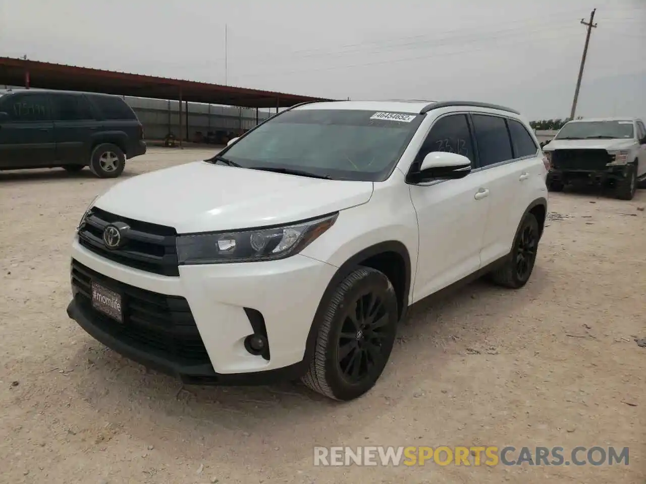 2 Photograph of a damaged car 5TDKZRFH8KS349522 TOYOTA HIGHLANDER 2019