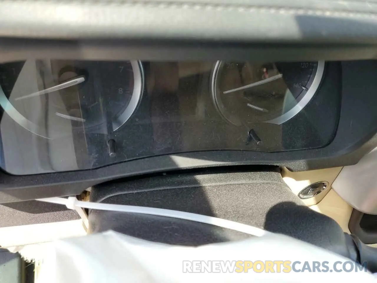9 Photograph of a damaged car 5TDKZRFH8KS357510 TOYOTA HIGHLANDER 2019