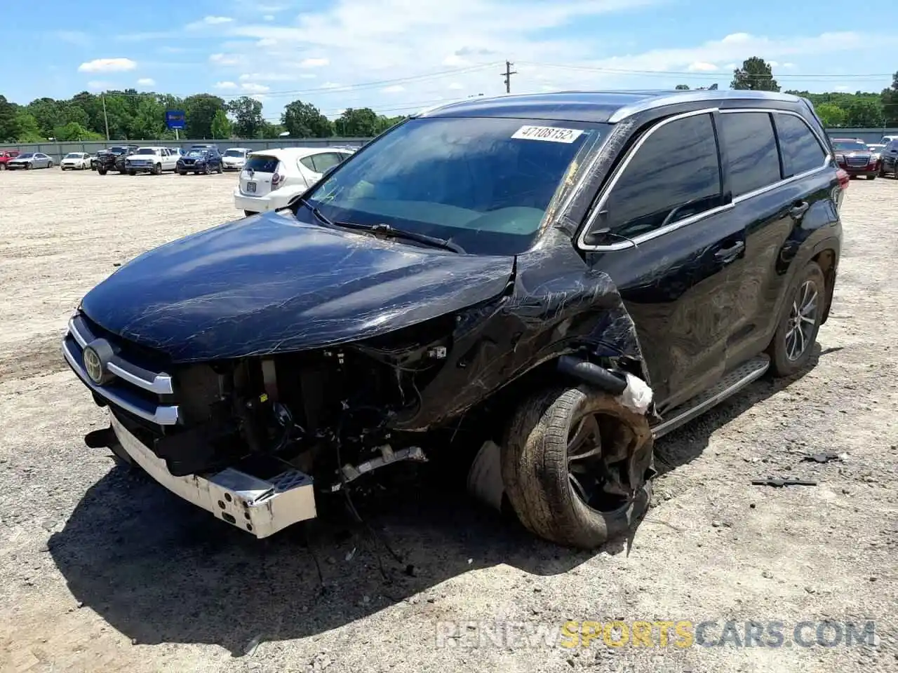 2 Photograph of a damaged car 5TDKZRFH8KS550823 TOYOTA HIGHLANDER 2019