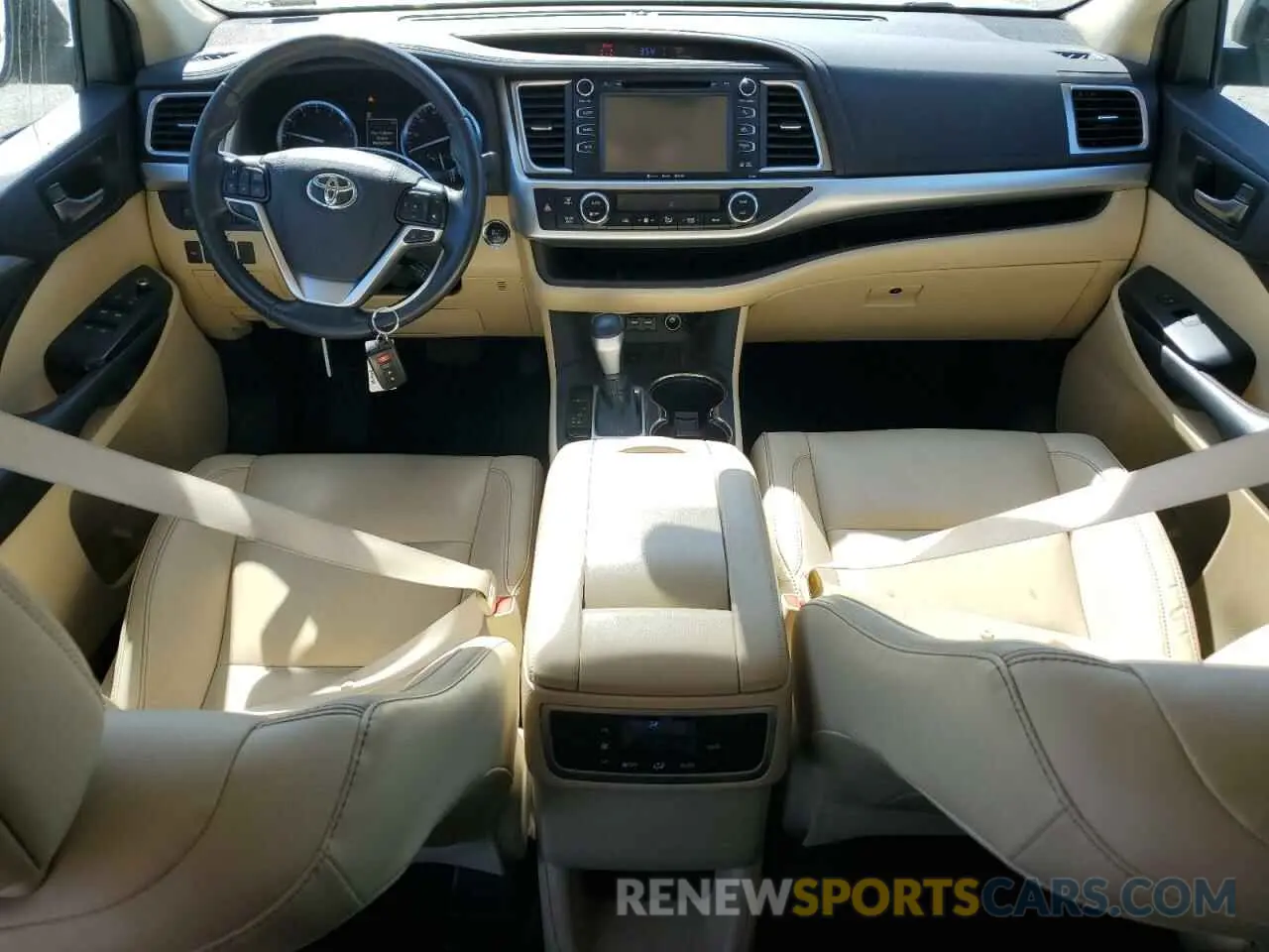 8 Photograph of a damaged car 5TDKZRFH9KS322426 TOYOTA HIGHLANDER 2019