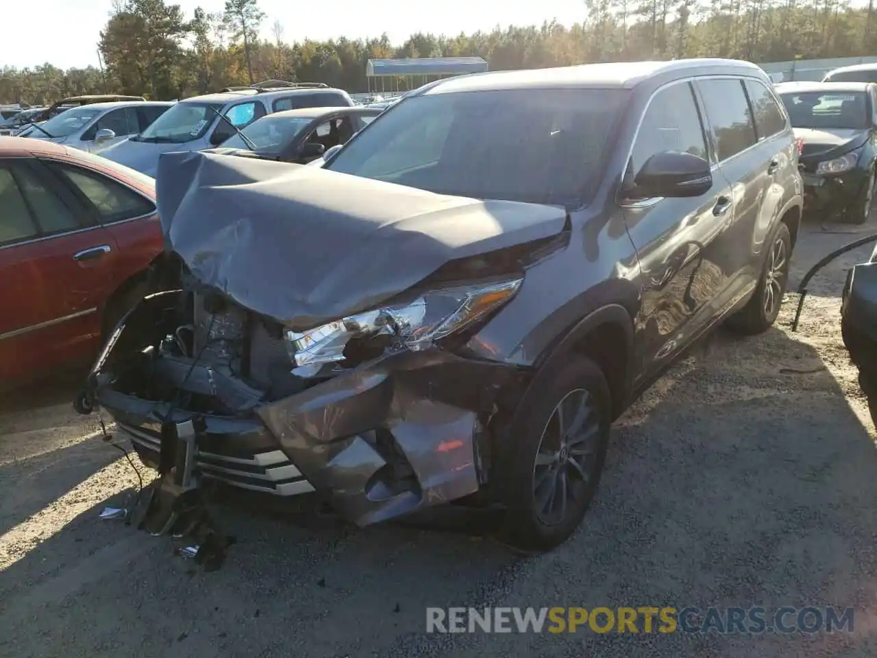 2 Photograph of a damaged car 5TDKZRFH9KS338772 TOYOTA HIGHLANDER 2019