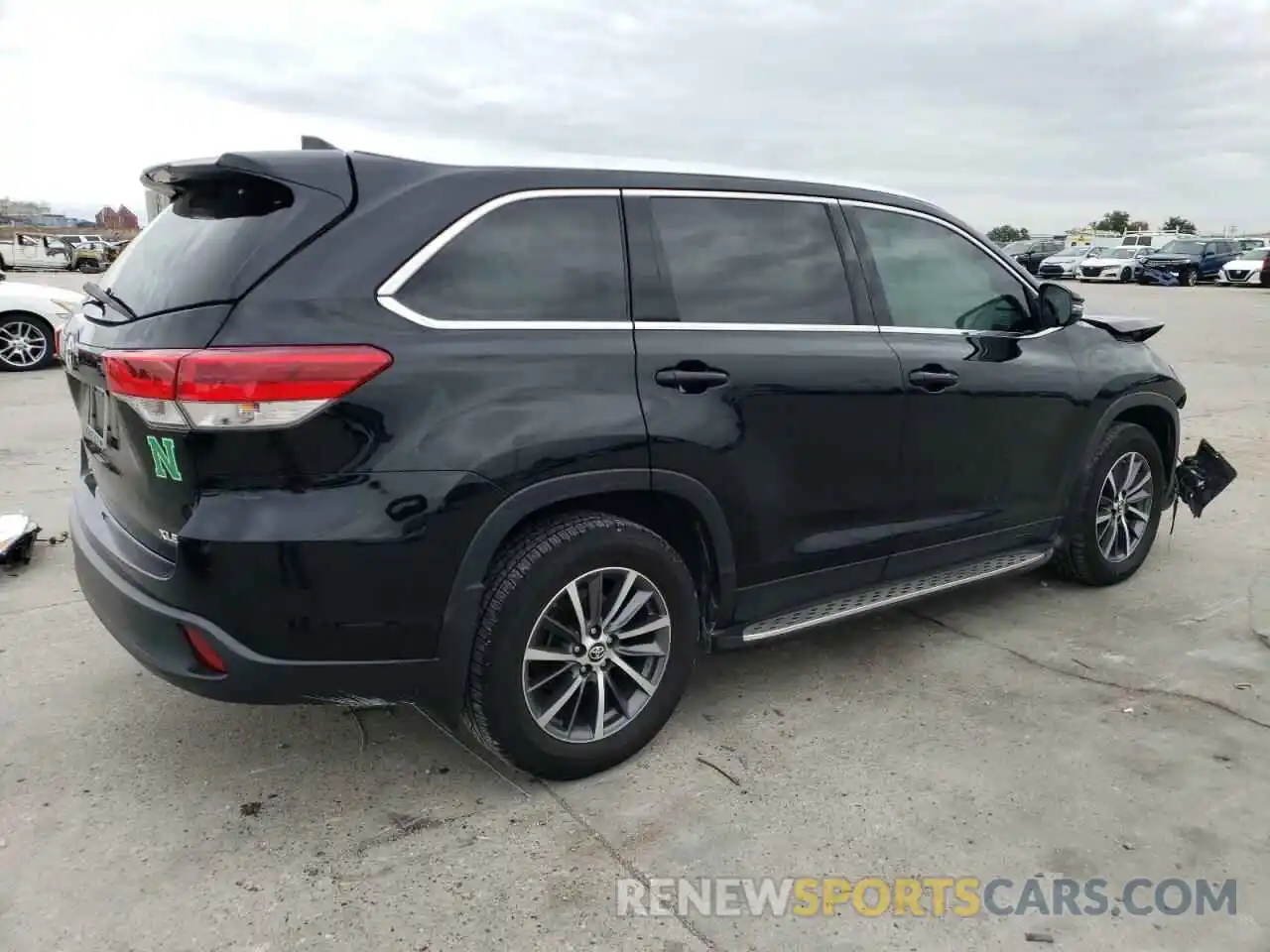 3 Photograph of a damaged car 5TDKZRFH9KS348136 TOYOTA HIGHLANDER 2019