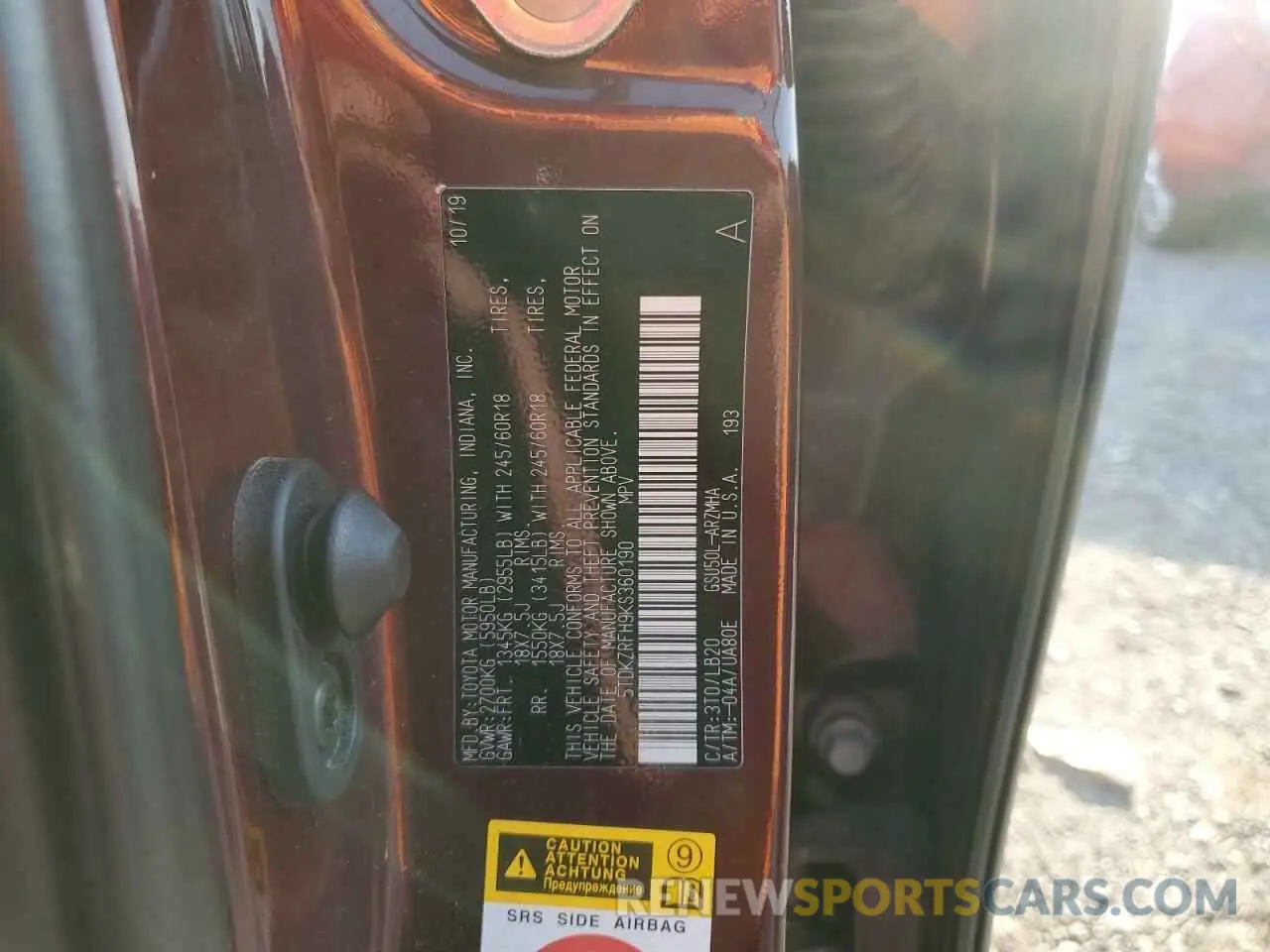 13 Photograph of a damaged car 5TDKZRFH9KS360190 TOYOTA HIGHLANDER 2019