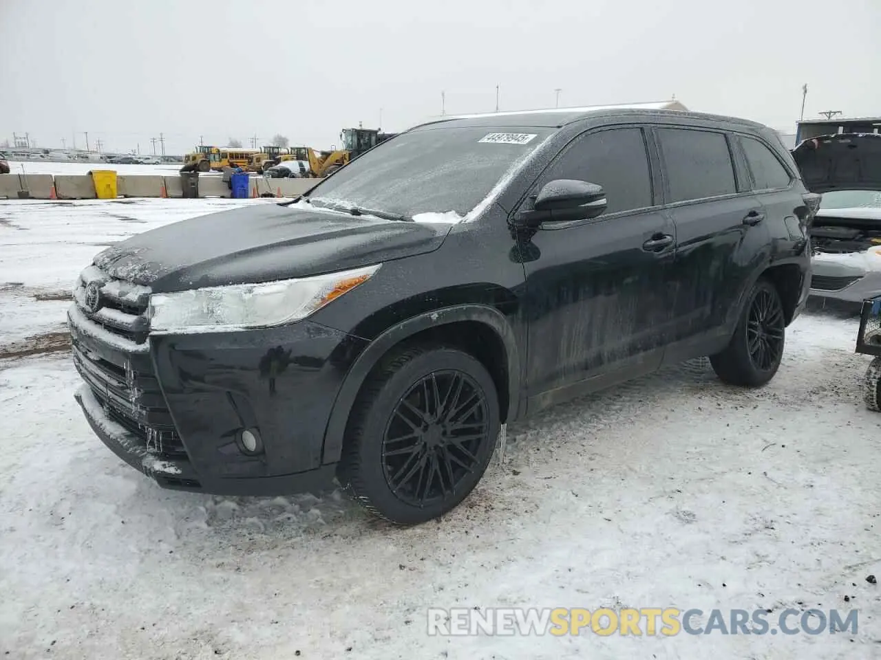 1 Photograph of a damaged car 5TDKZRFH9KS560034 TOYOTA HIGHLANDER 2019