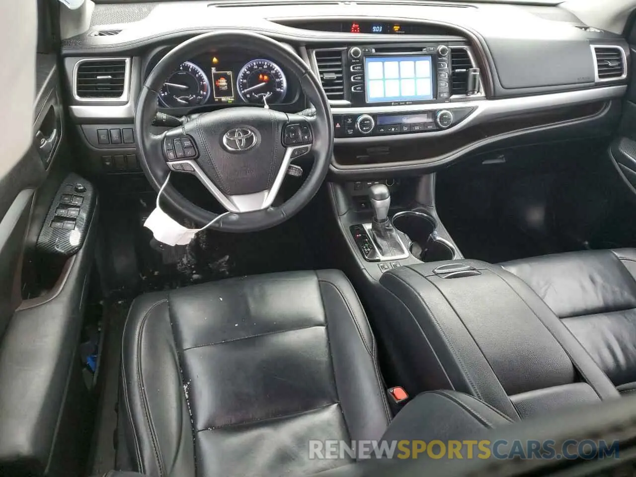 8 Photograph of a damaged car 5TDKZRFH9KS560034 TOYOTA HIGHLANDER 2019
