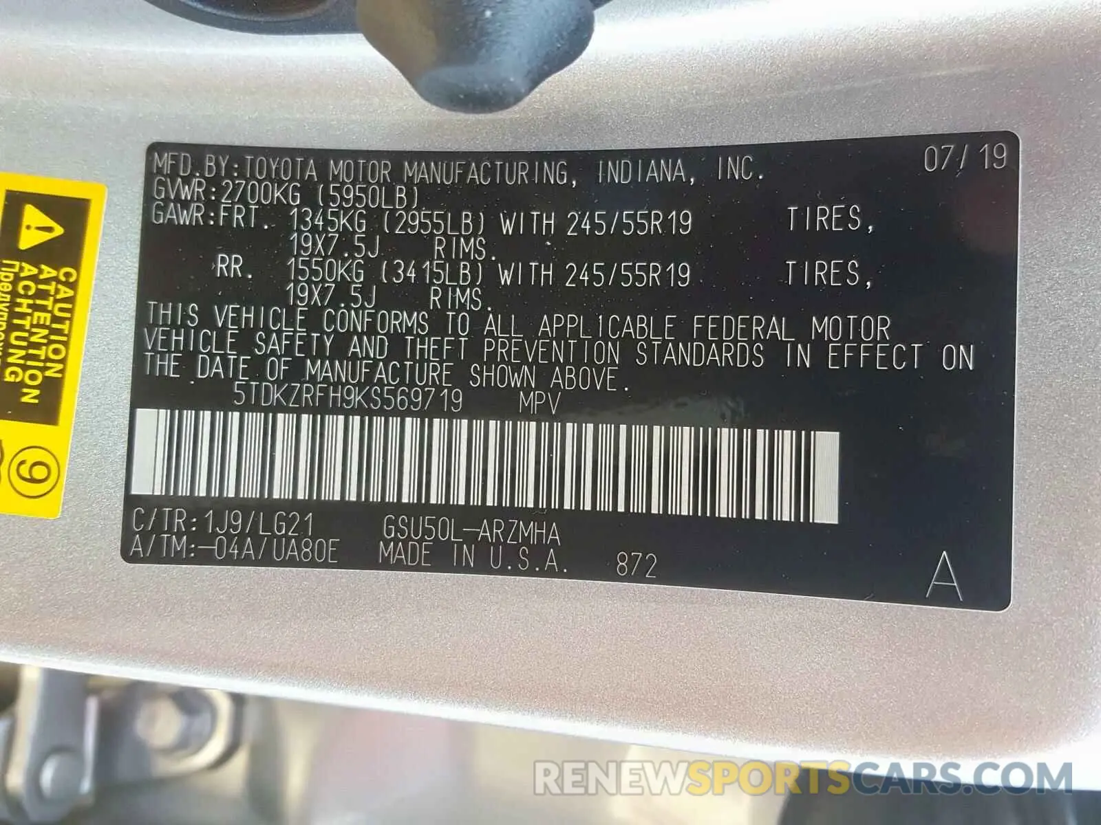 10 Photograph of a damaged car 5TDKZRFH9KS569719 TOYOTA HIGHLANDER 2019