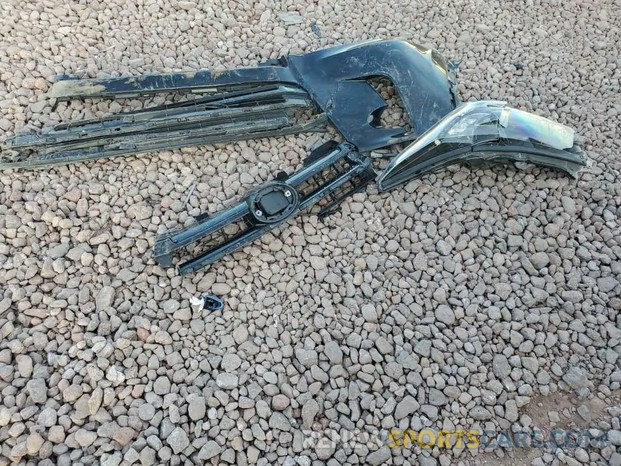 12 Photograph of a damaged car 5TDKZRFH9KS570823 TOYOTA HIGHLANDER 2019