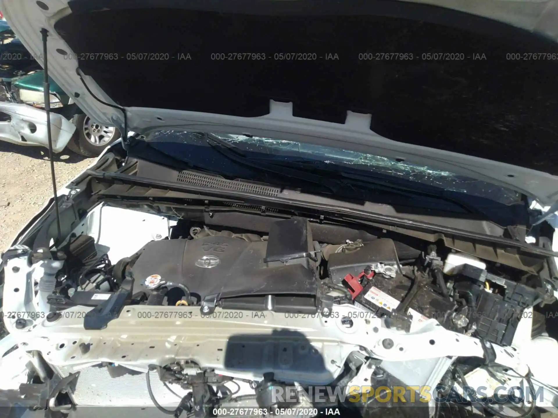 10 Photograph of a damaged car 5TDKZRFH9KS571325 TOYOTA HIGHLANDER 2019