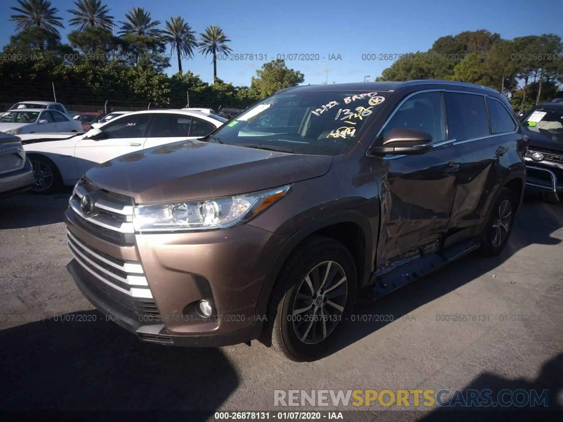 2 Photograph of a damaged car 5TDKZRFHXKS321396 TOYOTA HIGHLANDER 2019