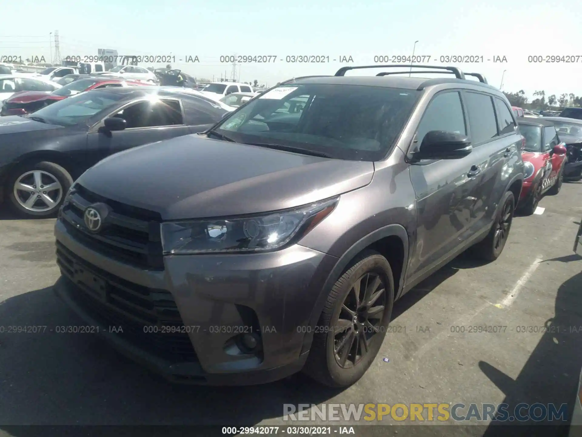 2 Photograph of a damaged car 5TDKZRFHXKS329711 TOYOTA HIGHLANDER 2019