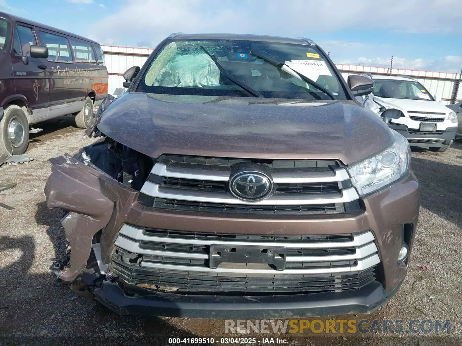 12 Photograph of a damaged car 5TDKZRFHXKS334293 TOYOTA HIGHLANDER 2019