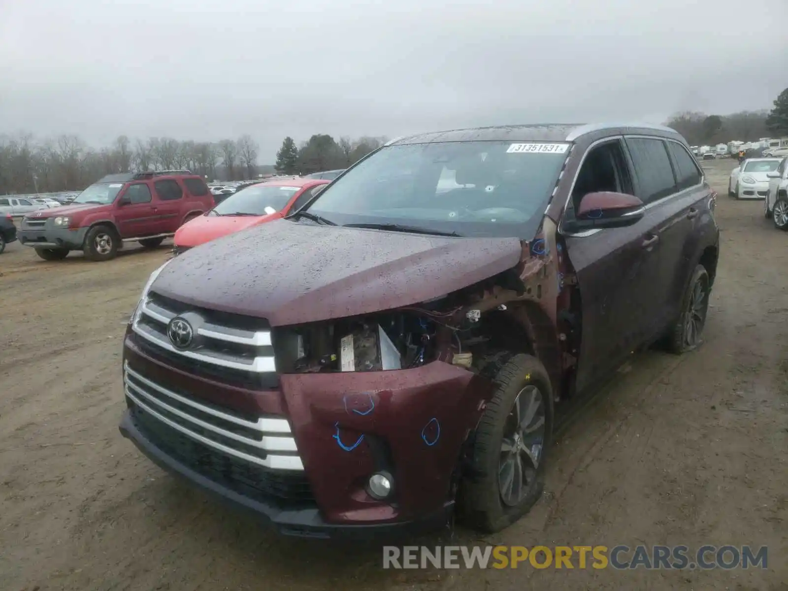 2 Photograph of a damaged car 5TDKZRFHXKS336254 TOYOTA HIGHLANDER 2019