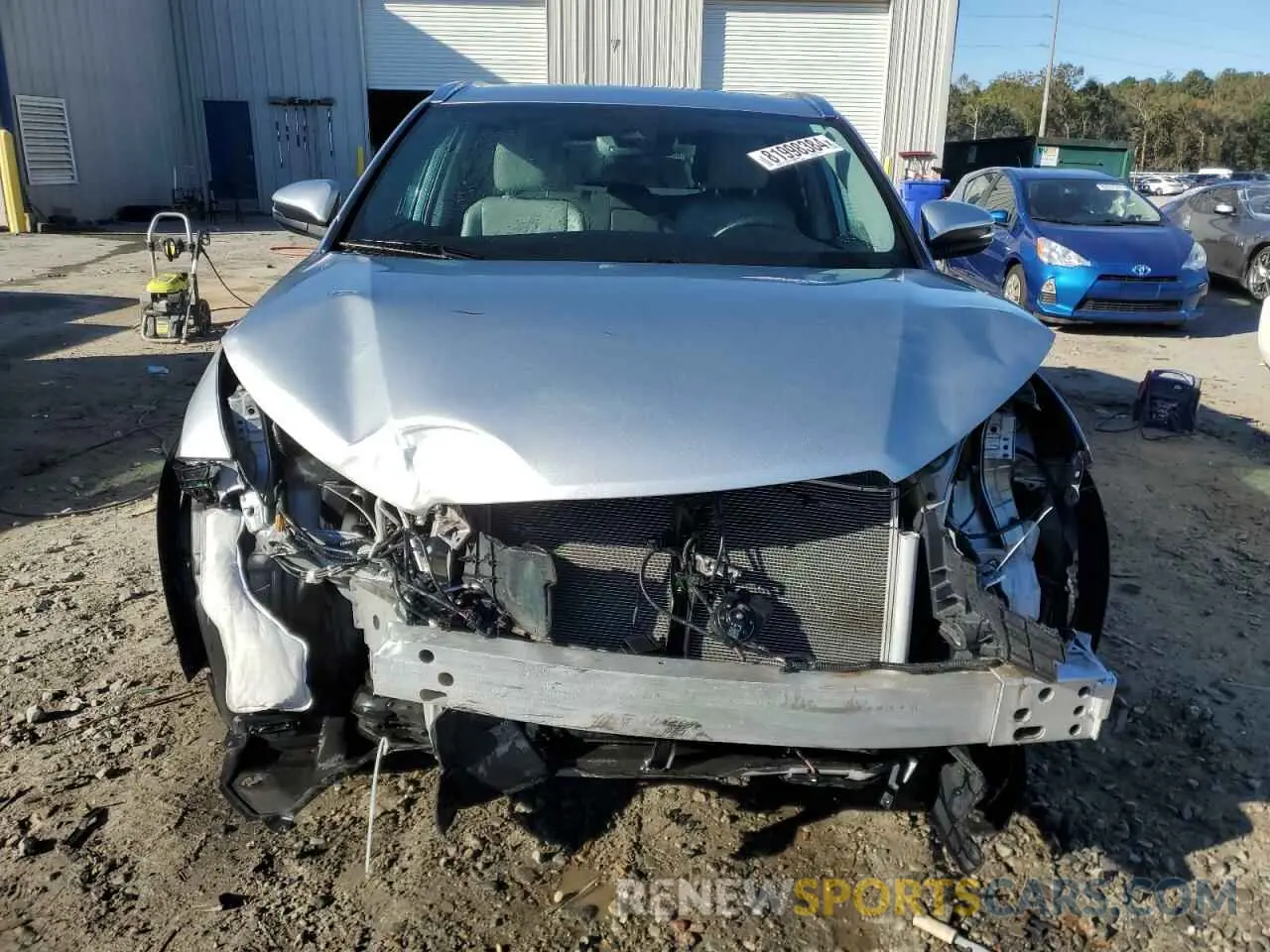 5 Photograph of a damaged car 5TDKZRFHXKS340191 TOYOTA HIGHLANDER 2019