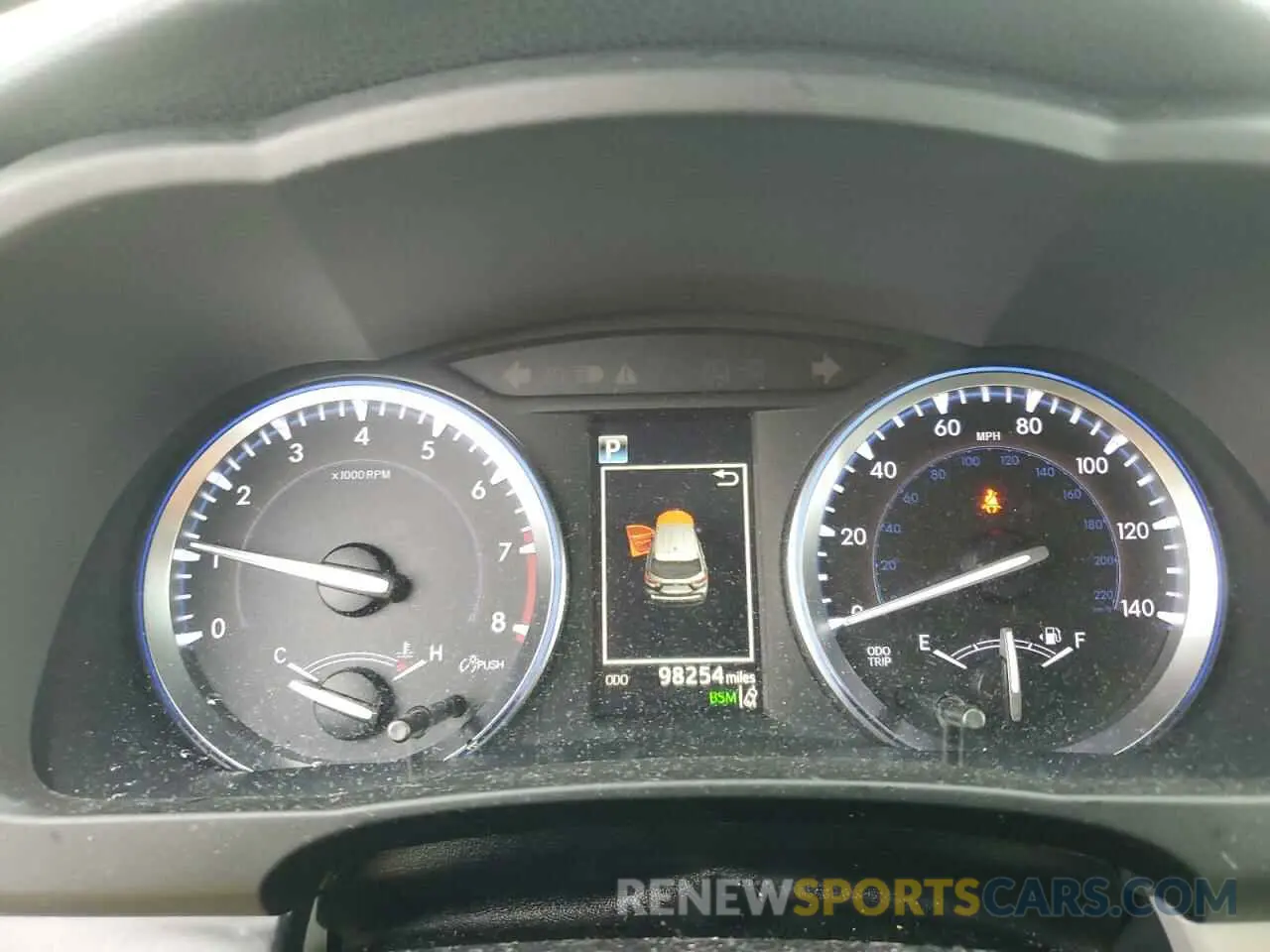 9 Photograph of a damaged car 5TDKZRFHXKS552573 TOYOTA HIGHLANDER 2019