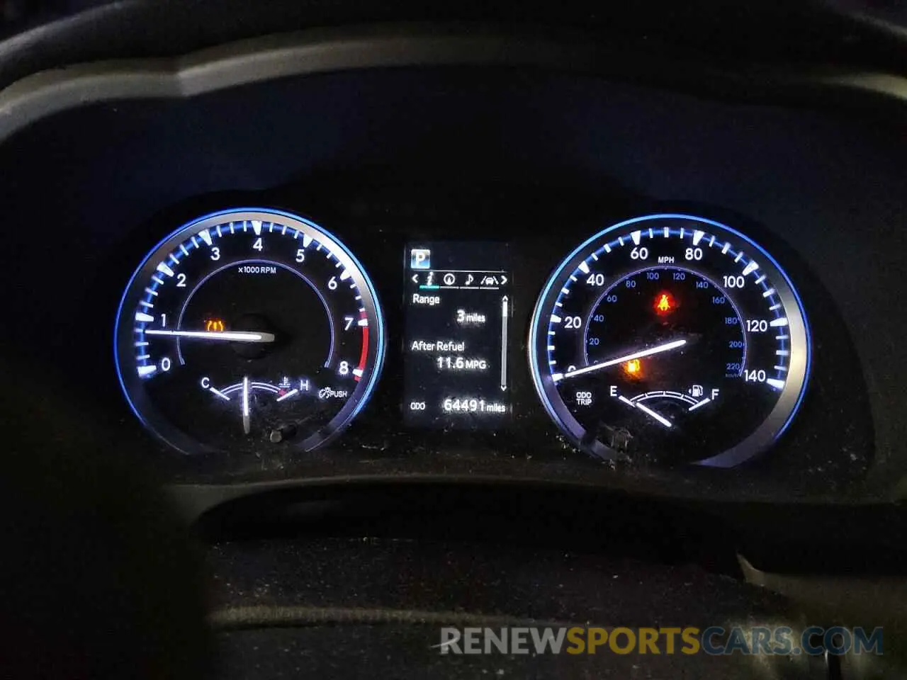 9 Photograph of a damaged car 5TDKZRFHXKS556199 TOYOTA HIGHLANDER 2019