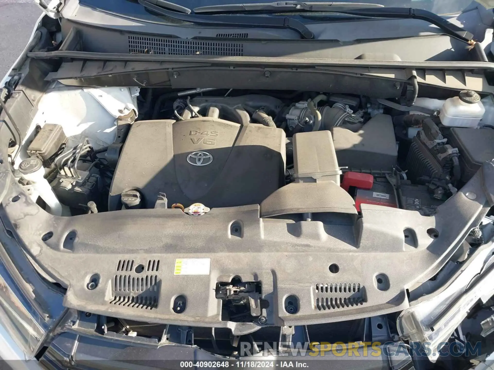 10 Photograph of a damaged car 5TDKZRFHXKS569373 TOYOTA HIGHLANDER 2019