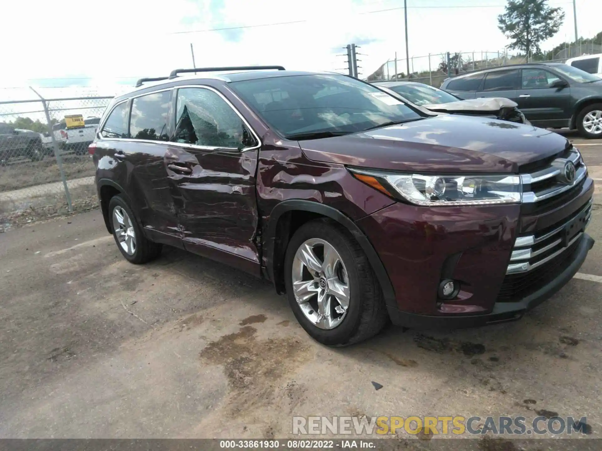 1 Photograph of a damaged car 5TDYZRFH0KS367944 TOYOTA HIGHLANDER 2019