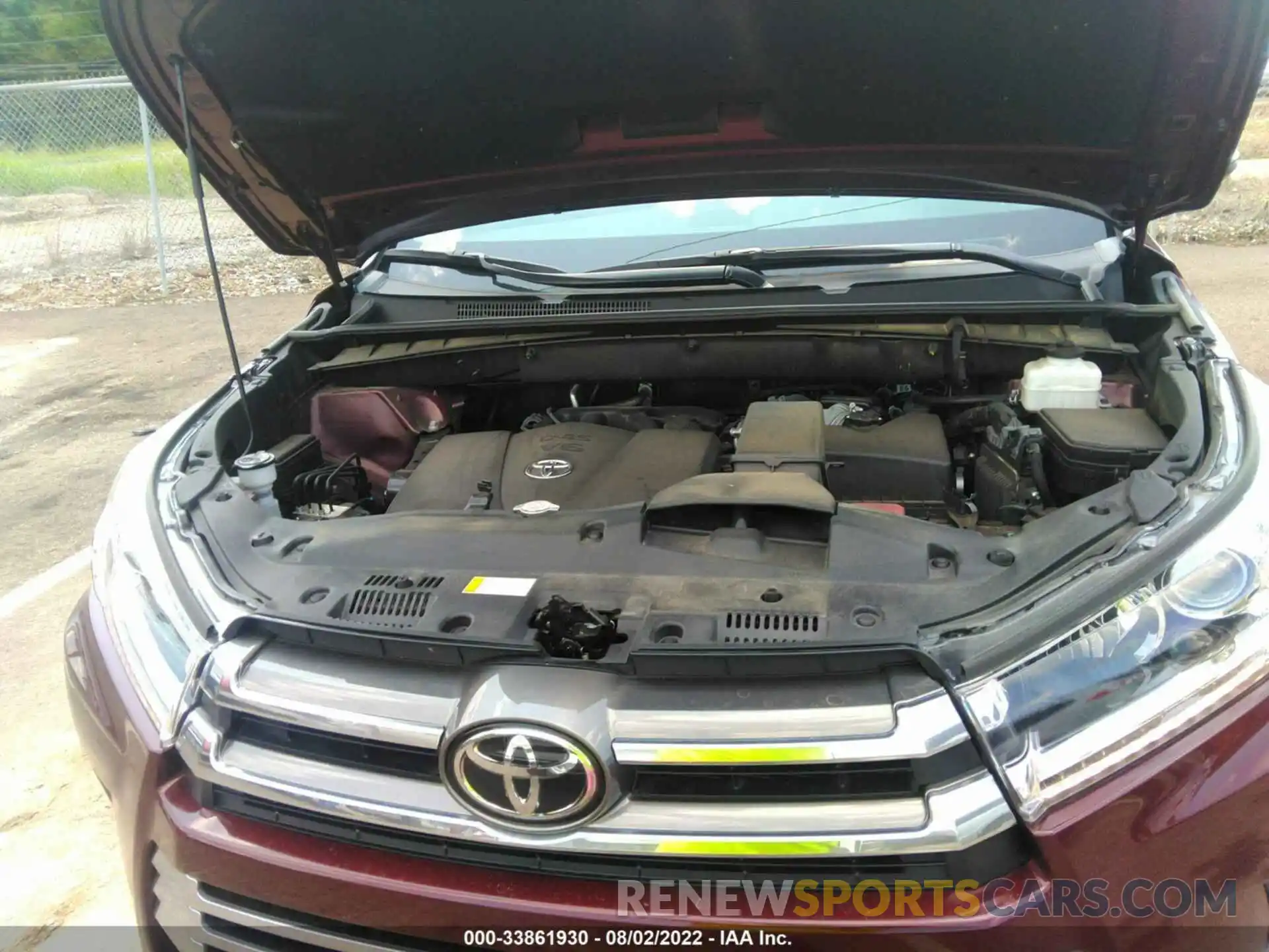 10 Photograph of a damaged car 5TDYZRFH0KS367944 TOYOTA HIGHLANDER 2019