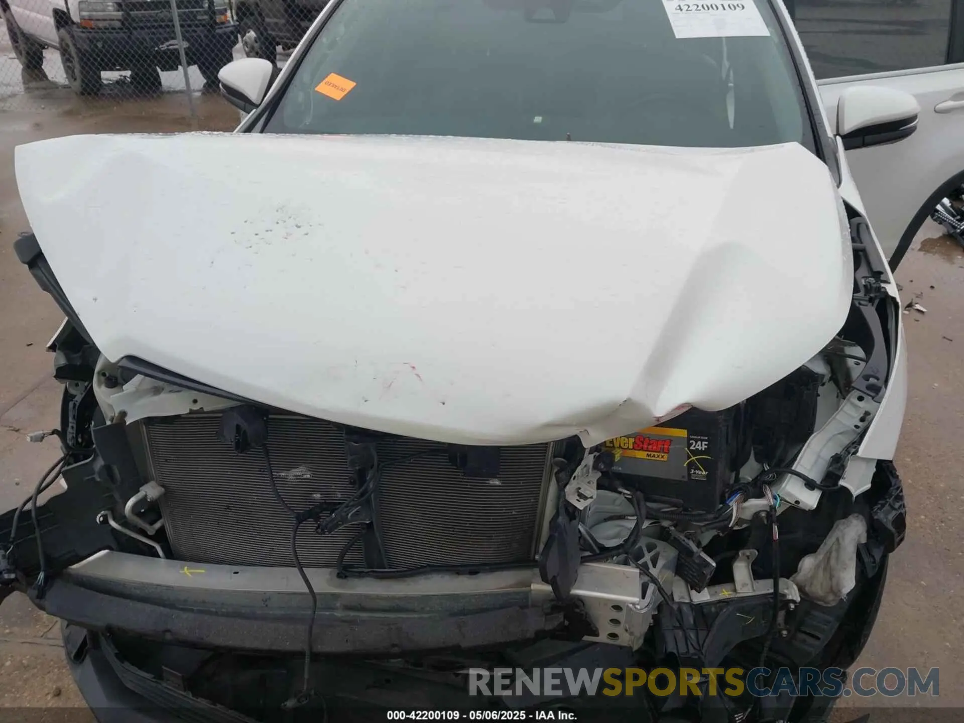 10 Photograph of a damaged car 5TDYZRFH1KS340705 TOYOTA HIGHLANDER 2019