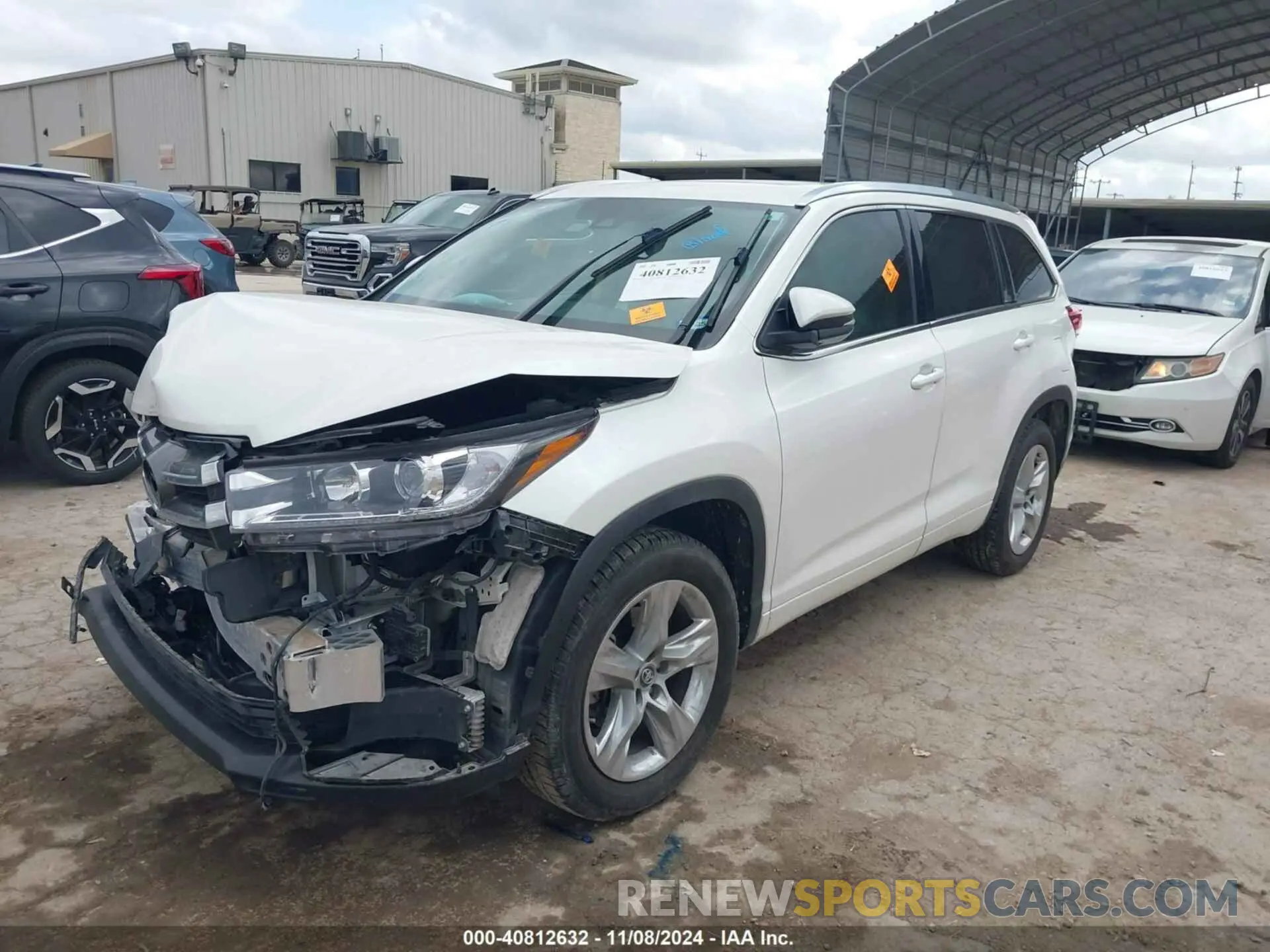 2 Photograph of a damaged car 5TDYZRFH1KS361165 TOYOTA HIGHLANDER 2019