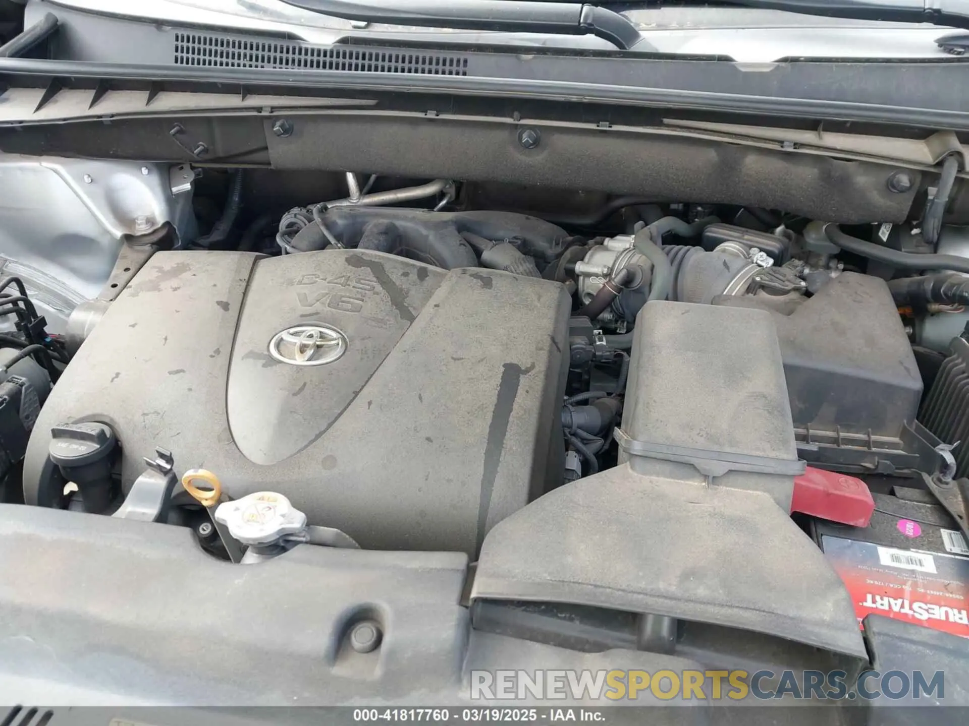 10 Photograph of a damaged car 5TDYZRFH2KS289201 TOYOTA HIGHLANDER 2019