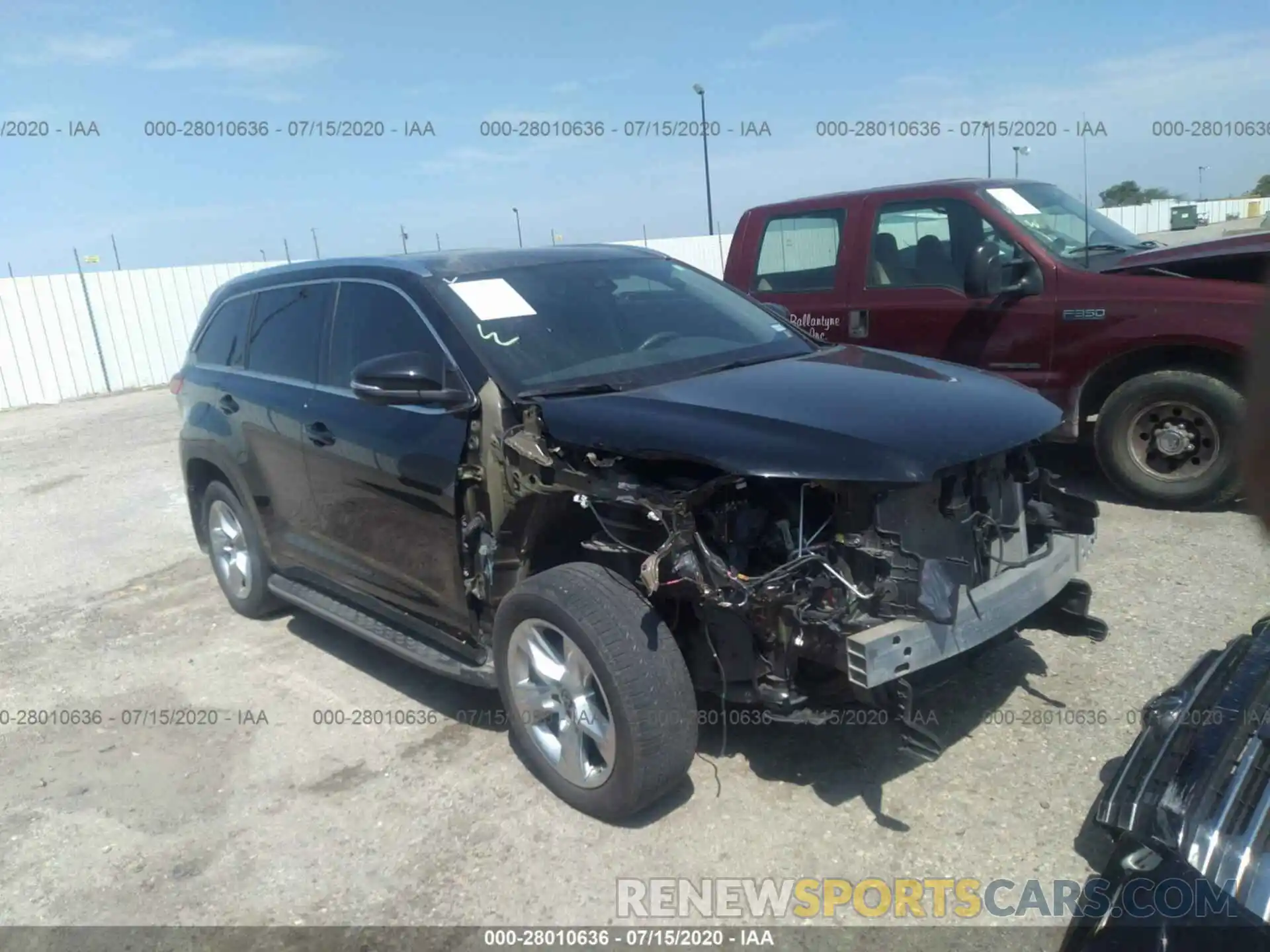 1 Photograph of a damaged car 5TDYZRFH2KS308930 TOYOTA HIGHLANDER 2019